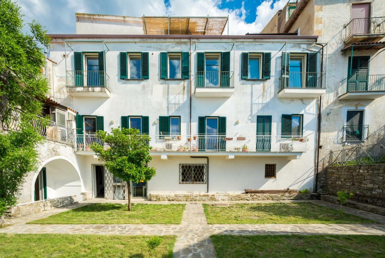 Borgo Dei Saraceni - Suites & Apartments Agropoli Exterior photo